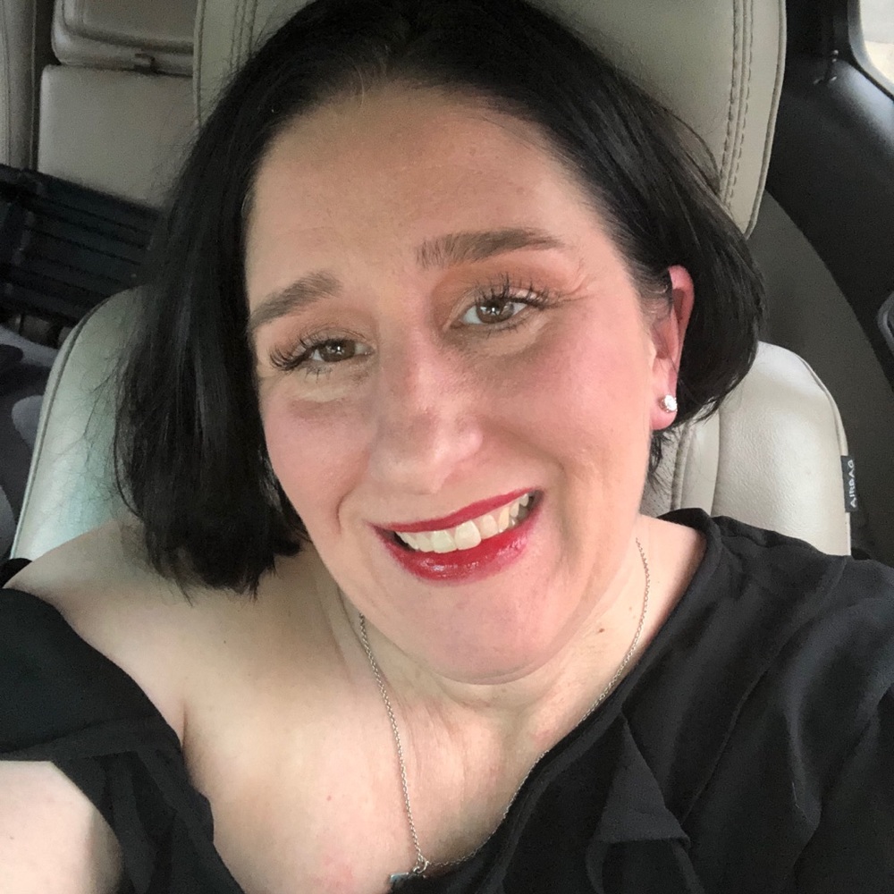 Meet your Posher, Tiffany